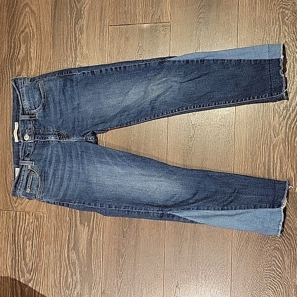 ❤️ LEVI'S PREMIUM SLIM CROP JEANS, 2 (26) - Picture 1 of 8